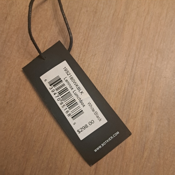 BOTKIER LARGE LENNOX LUNCHBOX CROSSBODY / HANDBAG IN BLACK AND WHITE - Picture 9 of 9